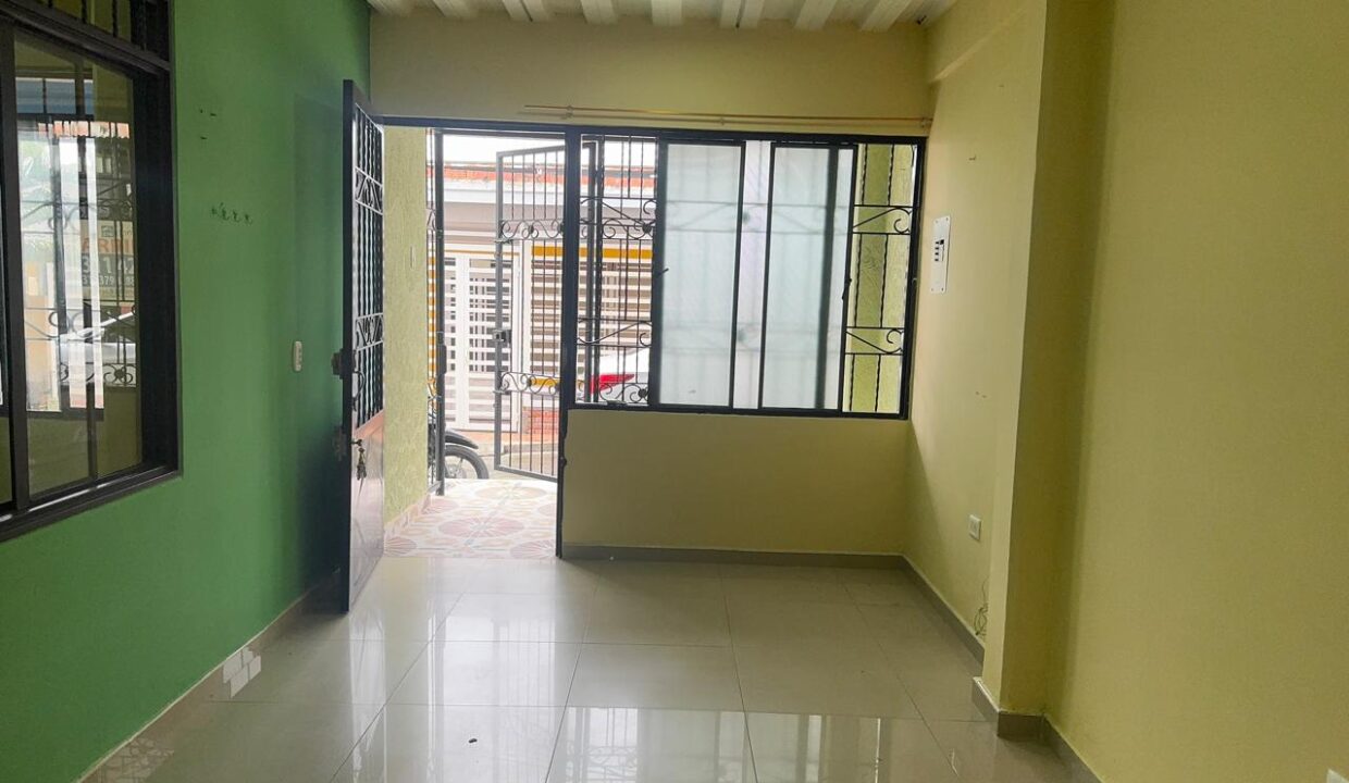 c6539004-af90-4f1a-b95d-91a9c614fb25