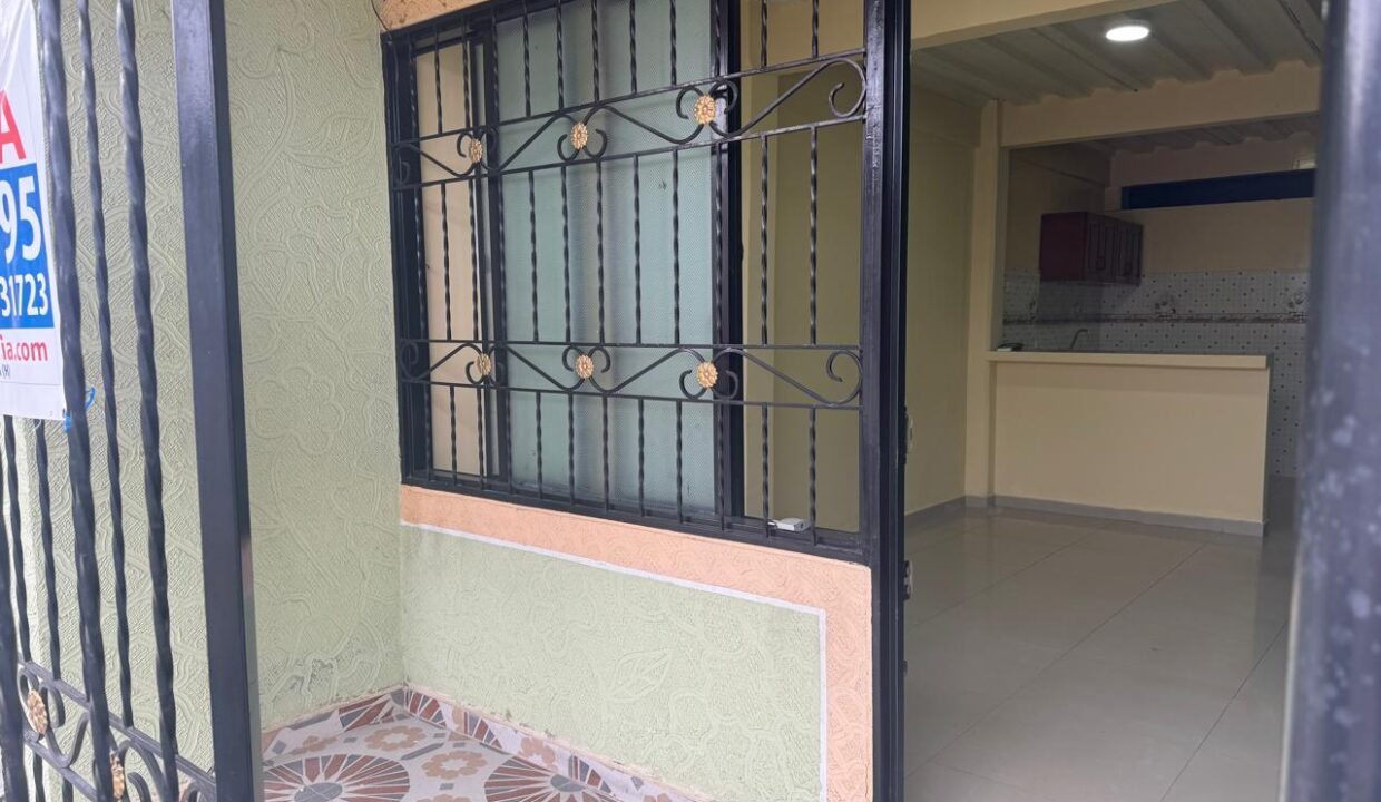 fe4298f8-30ea-4200-9fa7-70b092fed46a