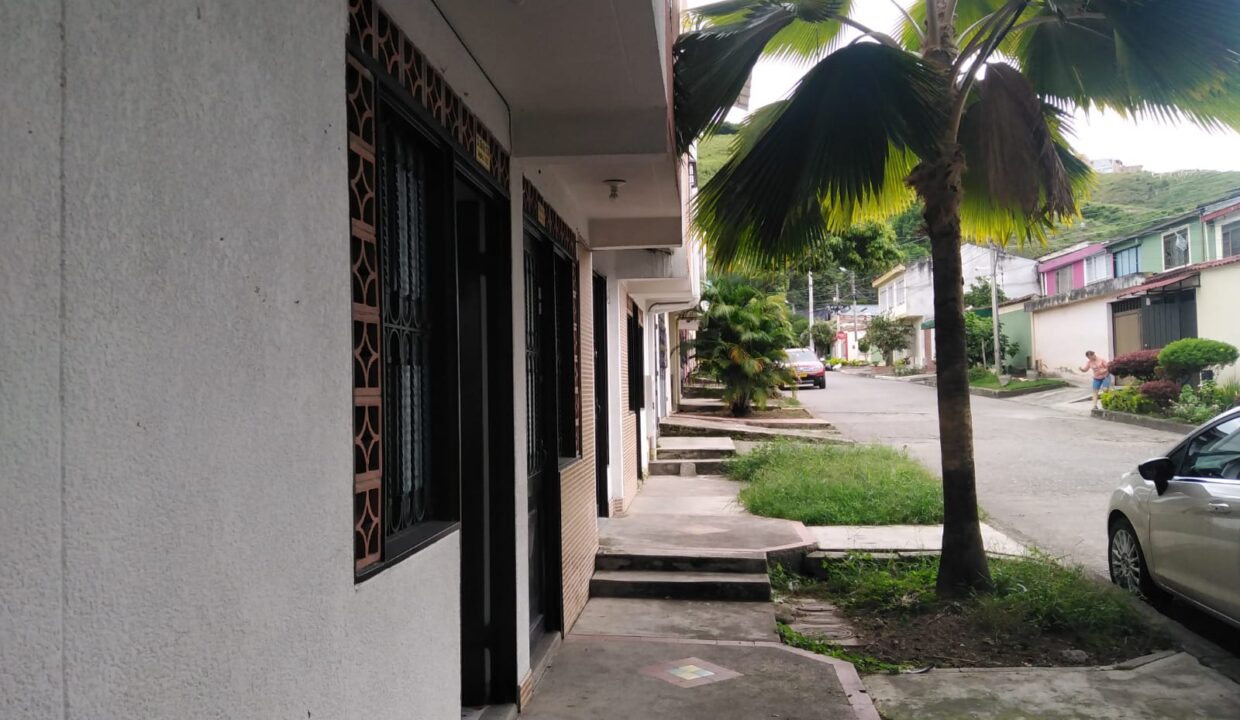 0cb7a0bc-9ed6-4700-9265-4e686f18442d