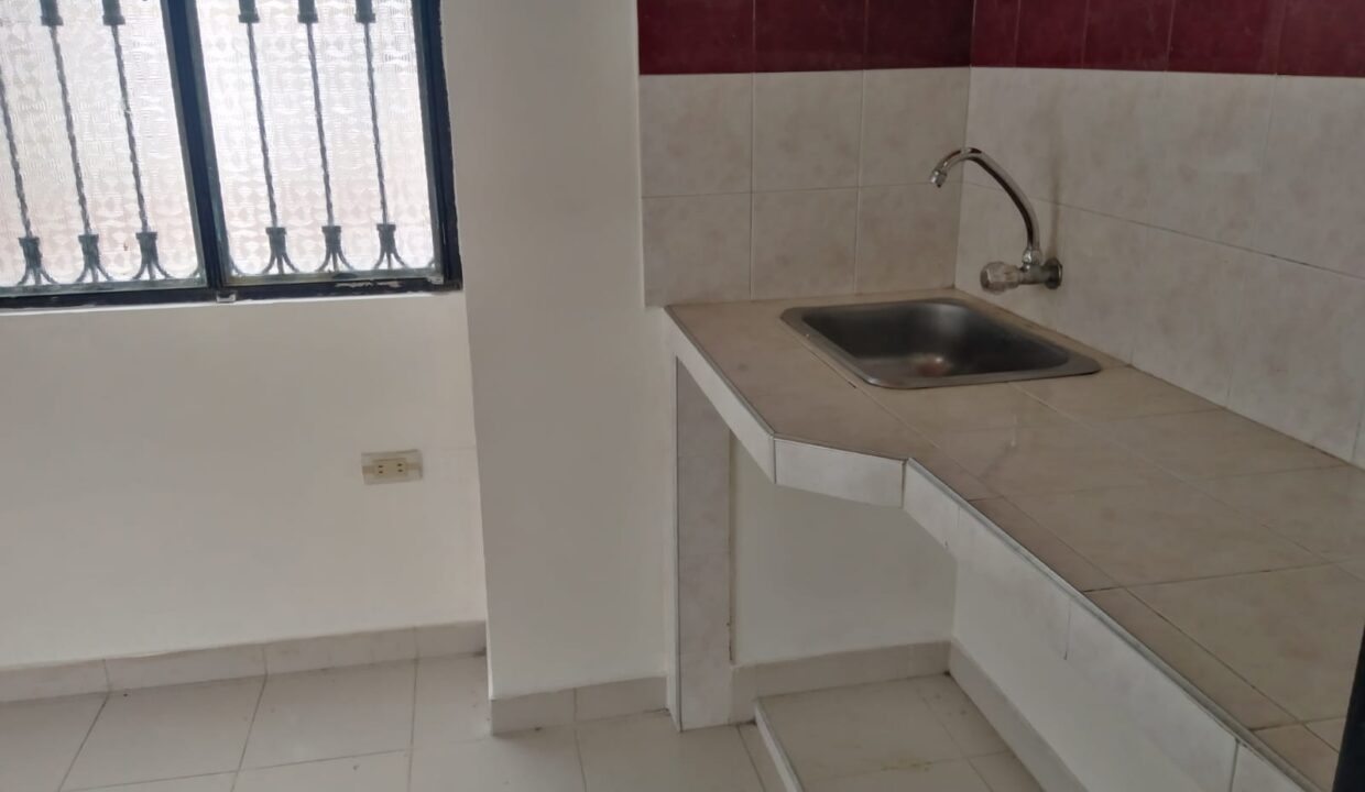 d1742497-b944-4e0f-a9c8-d1e25003dd17