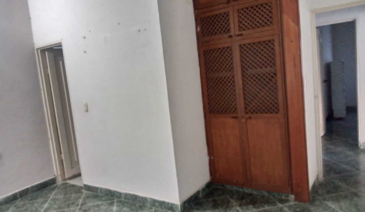 6c10e6da-095e-4646-b6ec-031762a85352