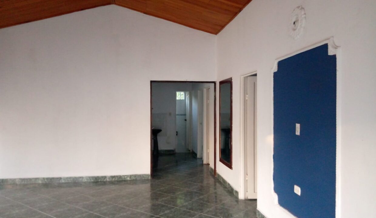 90417116-6c84-40a7-a241-f5080871aa7f