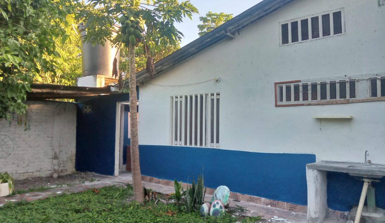 fb930703-821c-445b-bb94-907b34f00449