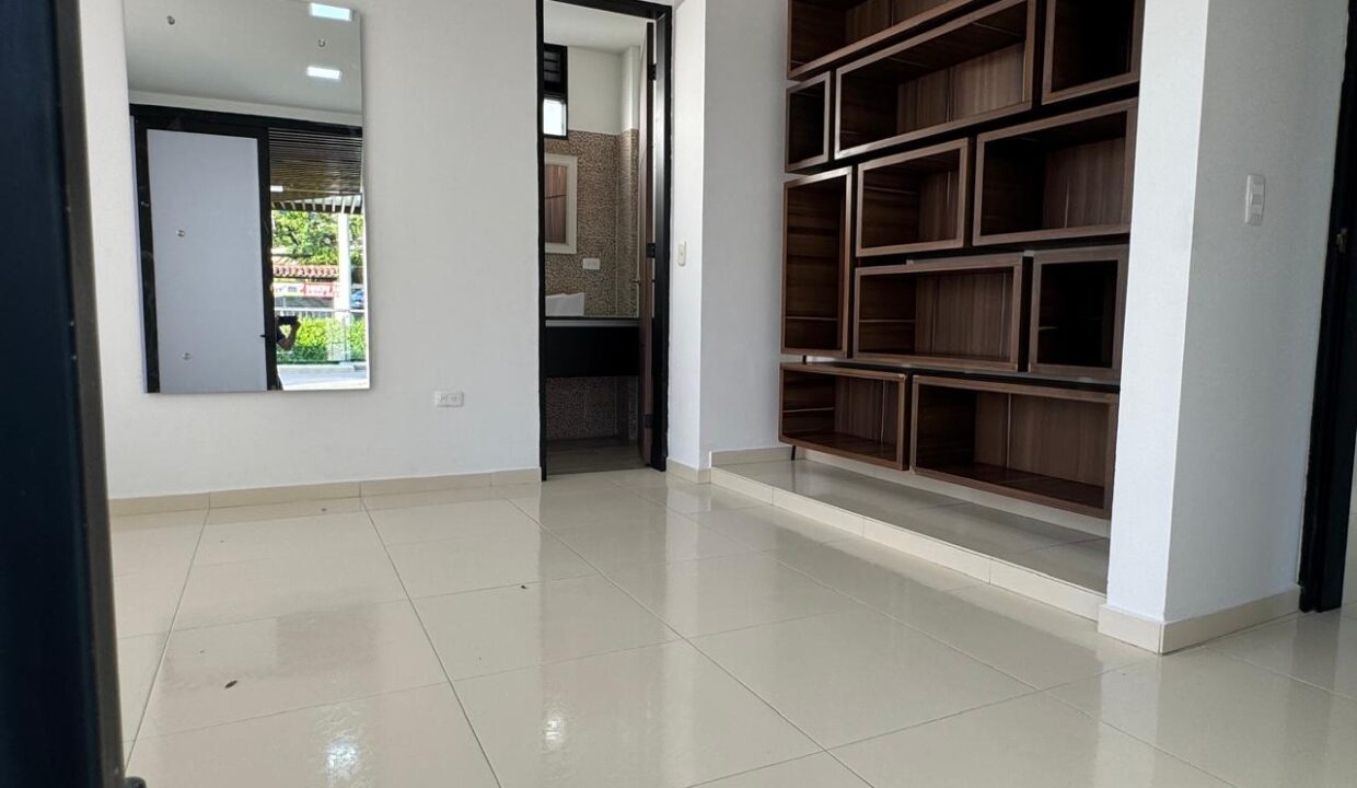 216d3b1e-6831-4e33-ba2f-fca8b2d2bf1c