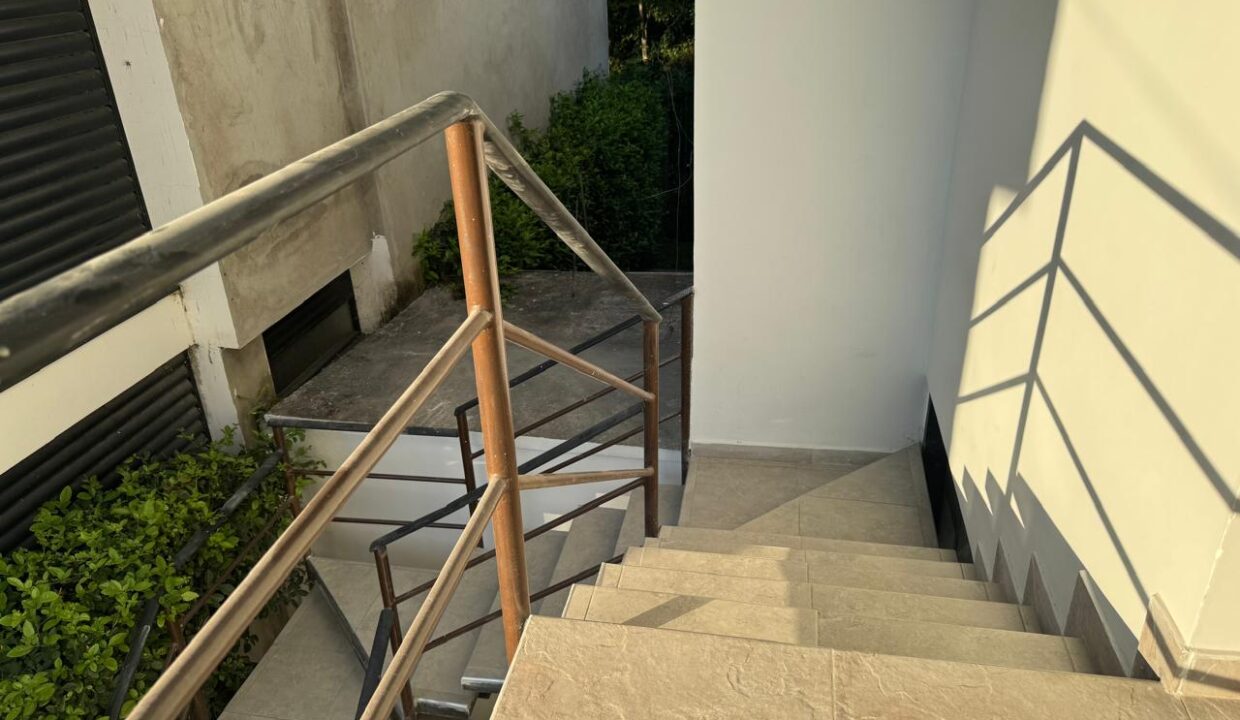 353a0d5a-9c9d-4b4f-9a07-9563a81d7eed