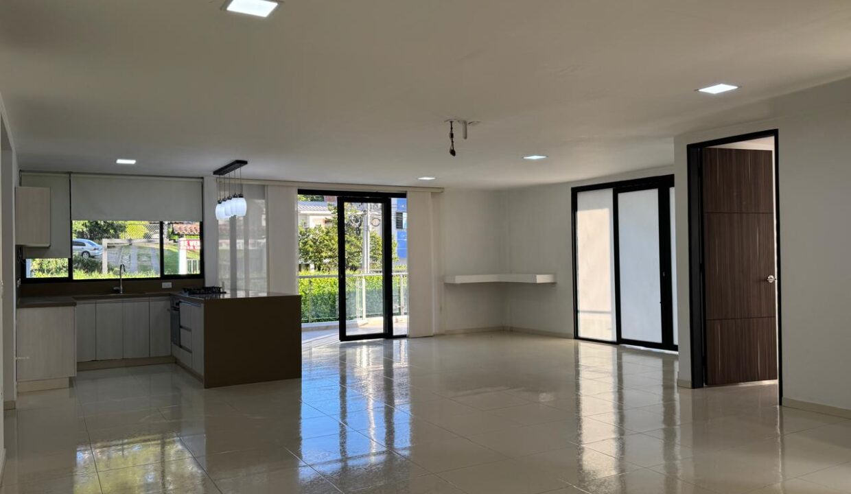 636792f8-e549-466a-8245-de4e7650ef58