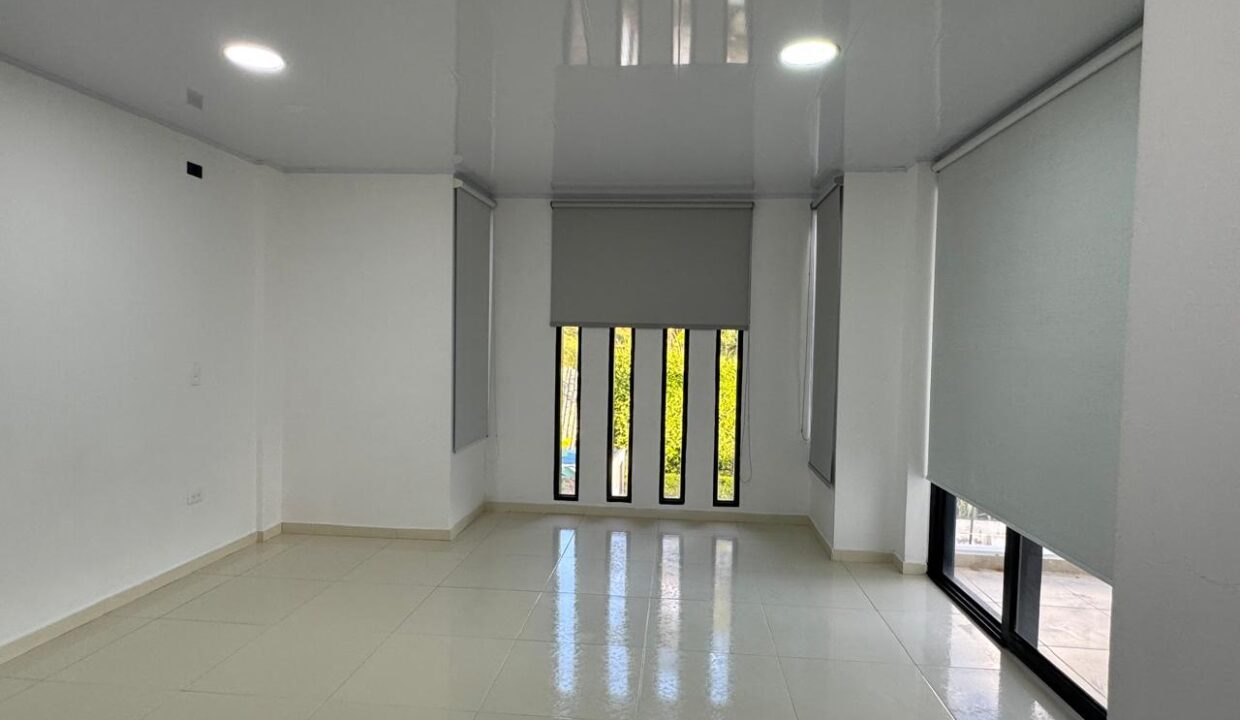 8d2fb92d-036e-4c70-b6bb-20cd1b1b7999