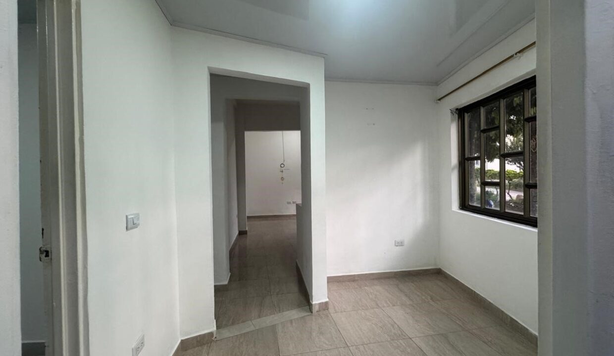 b123cec7-250f-43cf-8341-6d9af94e0ccc