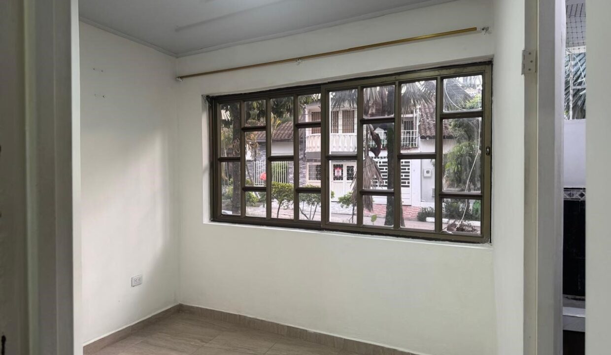 ba0a1c5e-c8bc-4520-986e-4f8b2c1c2834