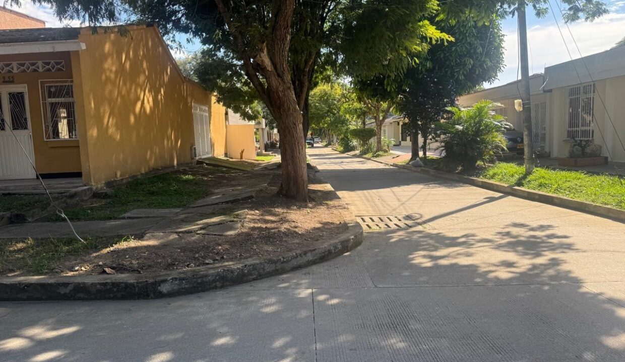 0d2a4738-fb66-481f-85eb-e1cc100215e0