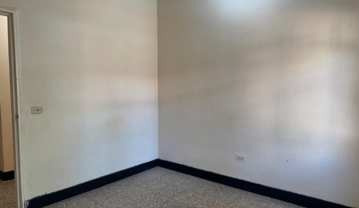 58350926-75ce-4bf1-8e77-2b352b37a9a4