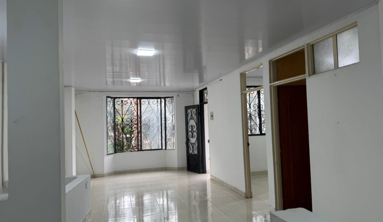 30126b29-f248-4873-bd8e-61e25182da14