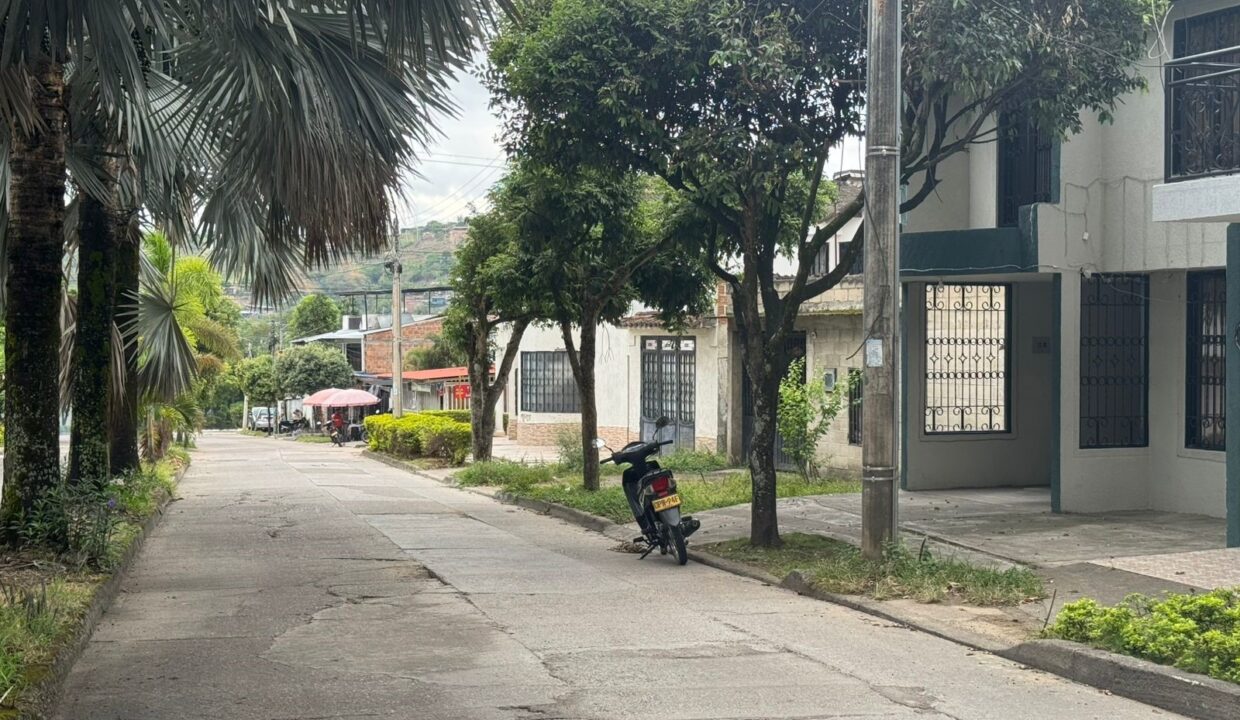 31d01c42-fde8-499e-8c5b-e3c738868aff