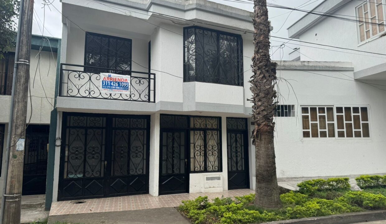 b8f53ff3-ee9a-4b53-8bed-d24055e22d01