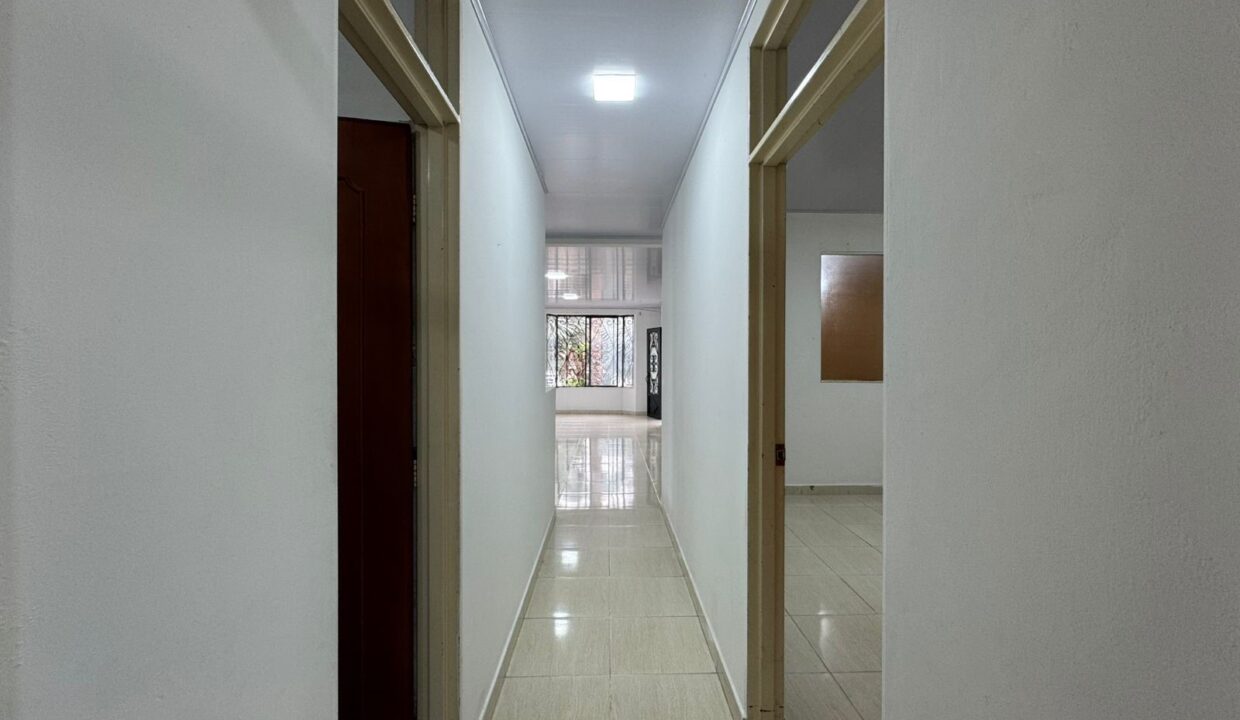 c40e76e8-a767-476b-b651-6363f90ece4b