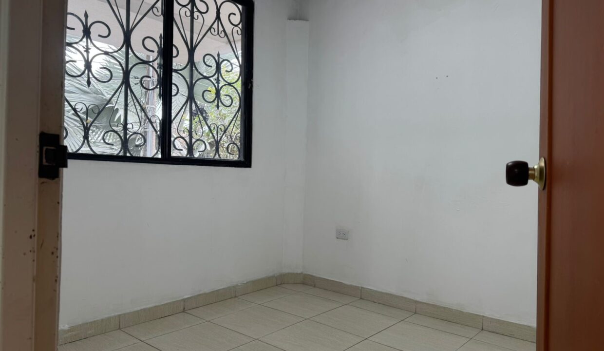 d0d468a3-6cb9-43dc-a09b-36a69e7abdfa