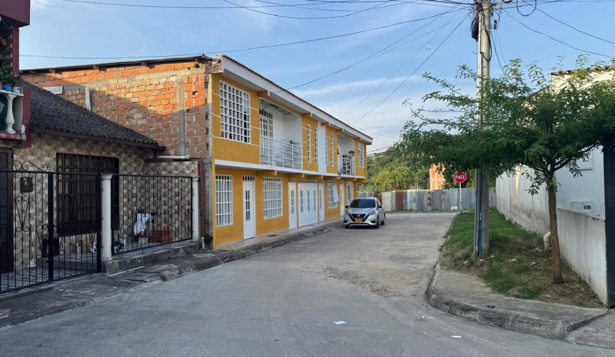 40200cef-e719-45ec-b426-faa05f916ec8