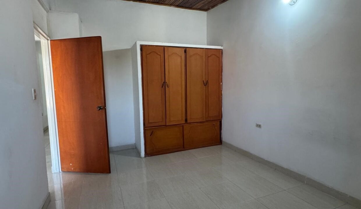 a57f081a-9f51-407e-95b6-c45468e87942