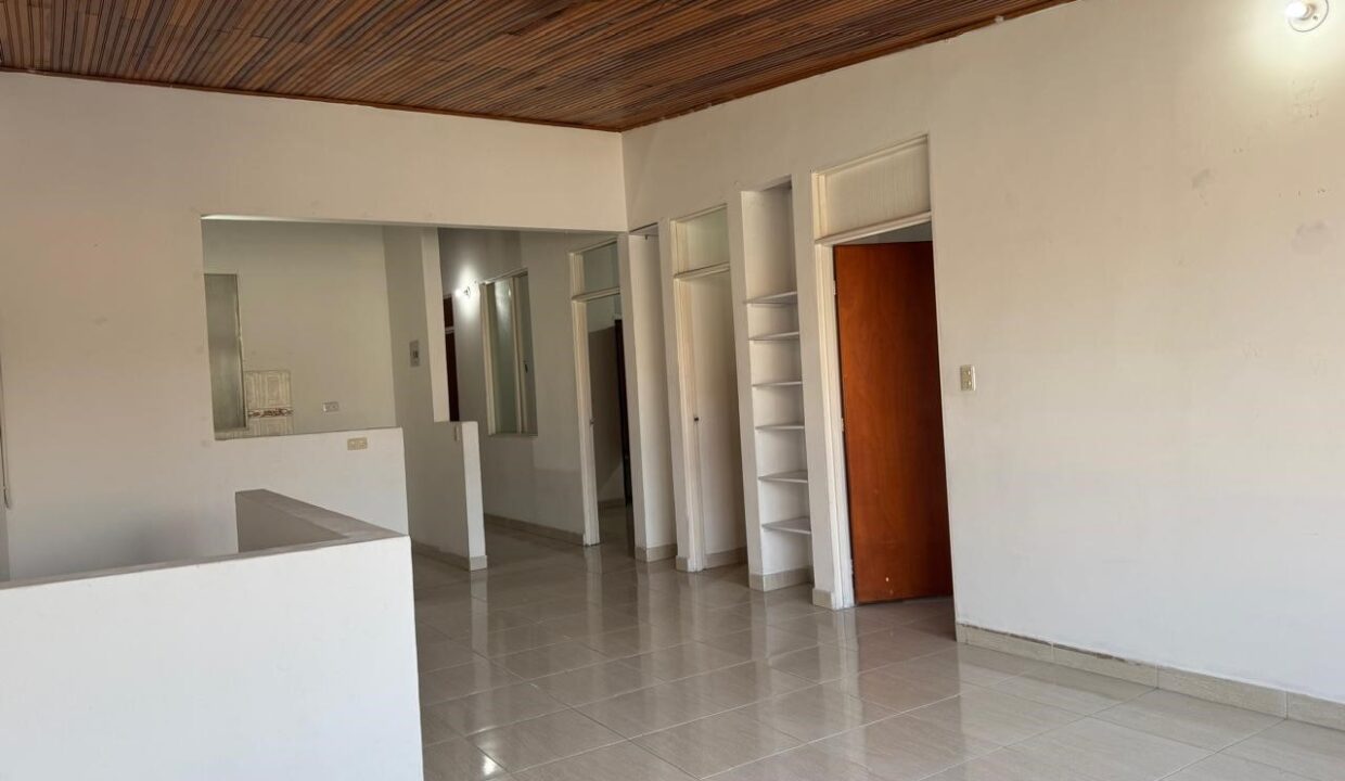 fd5f1357-a72a-4555-8753-efe778149f3b