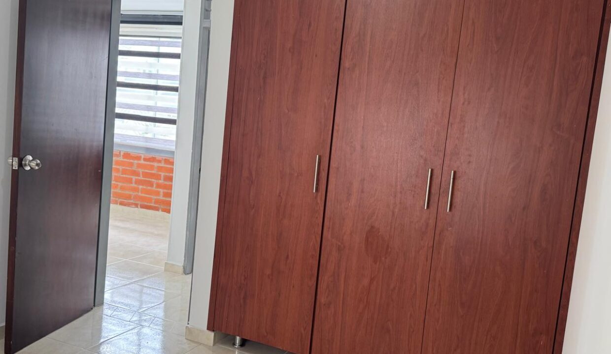 1a462202-c6e5-4d2b-b74d-a4589fbe56d9