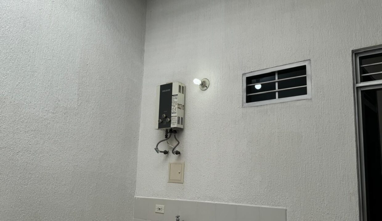 8da0841e-1186-447d-be4b-747959f10469