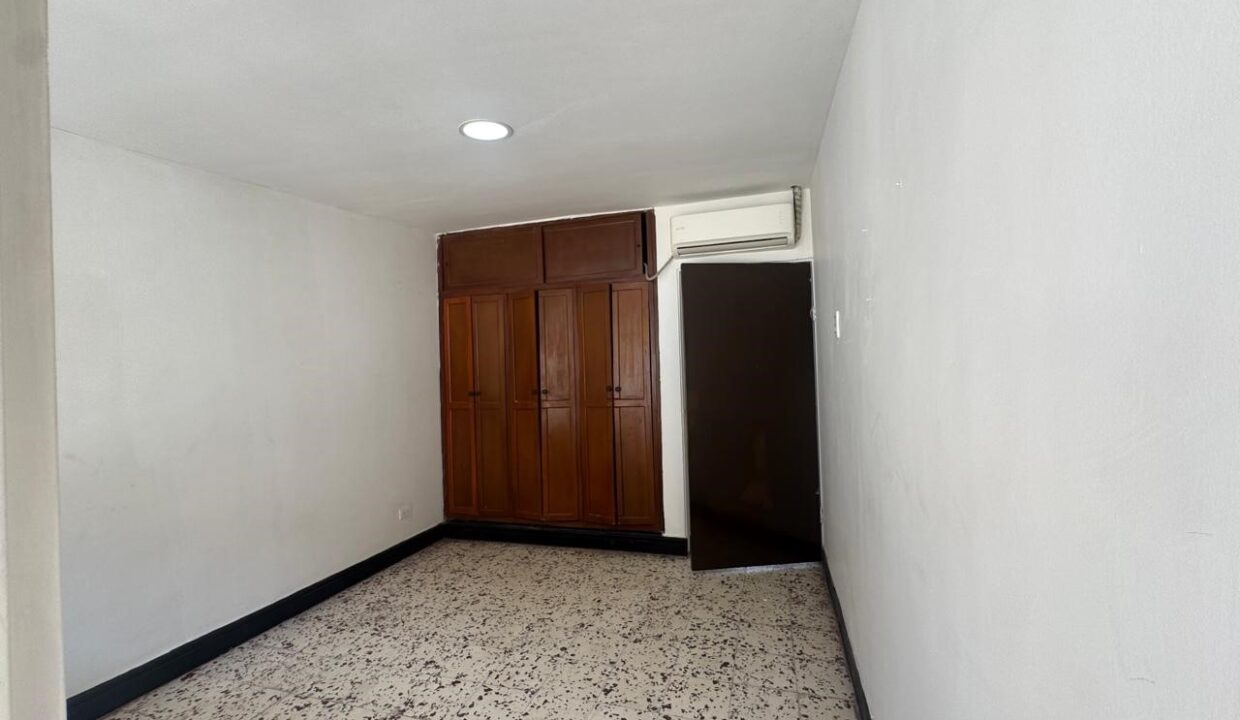 5a649572-2a35-4739-93ea-bad326780feb