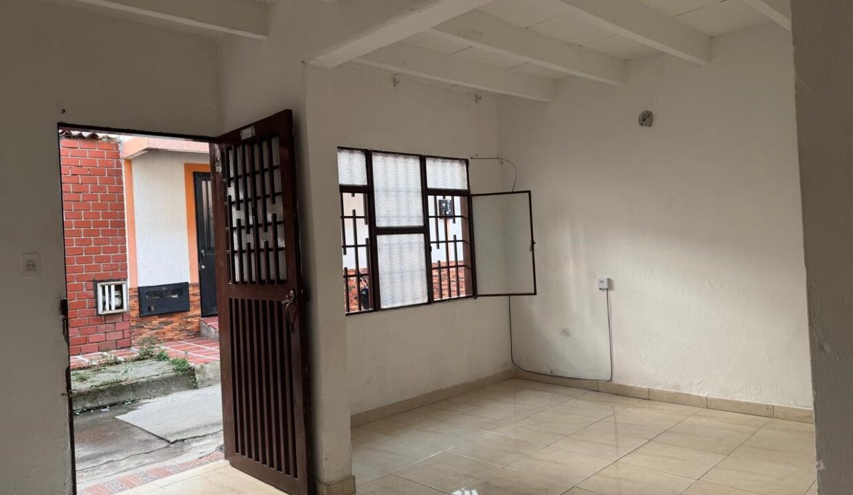 4d73c932-e100-456a-a35a-19b51332d768