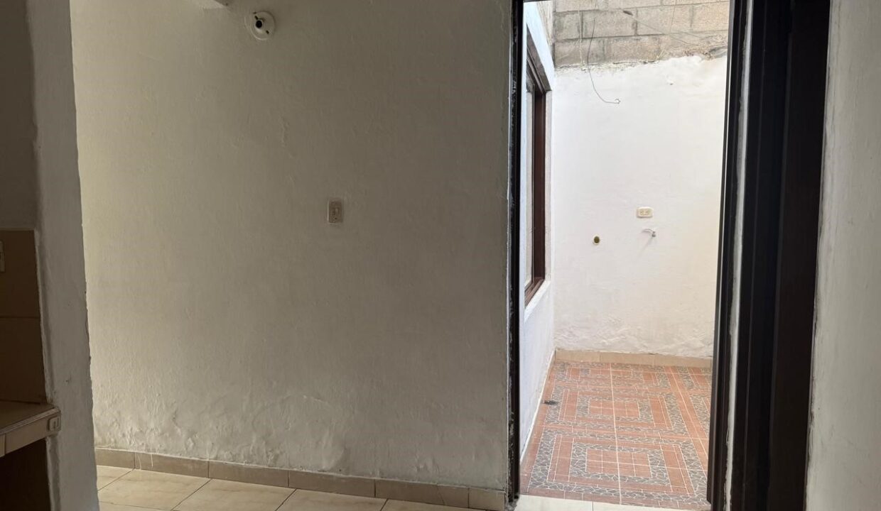 4ecdd05e-3049-4c8e-9b38-eb335b5c7481