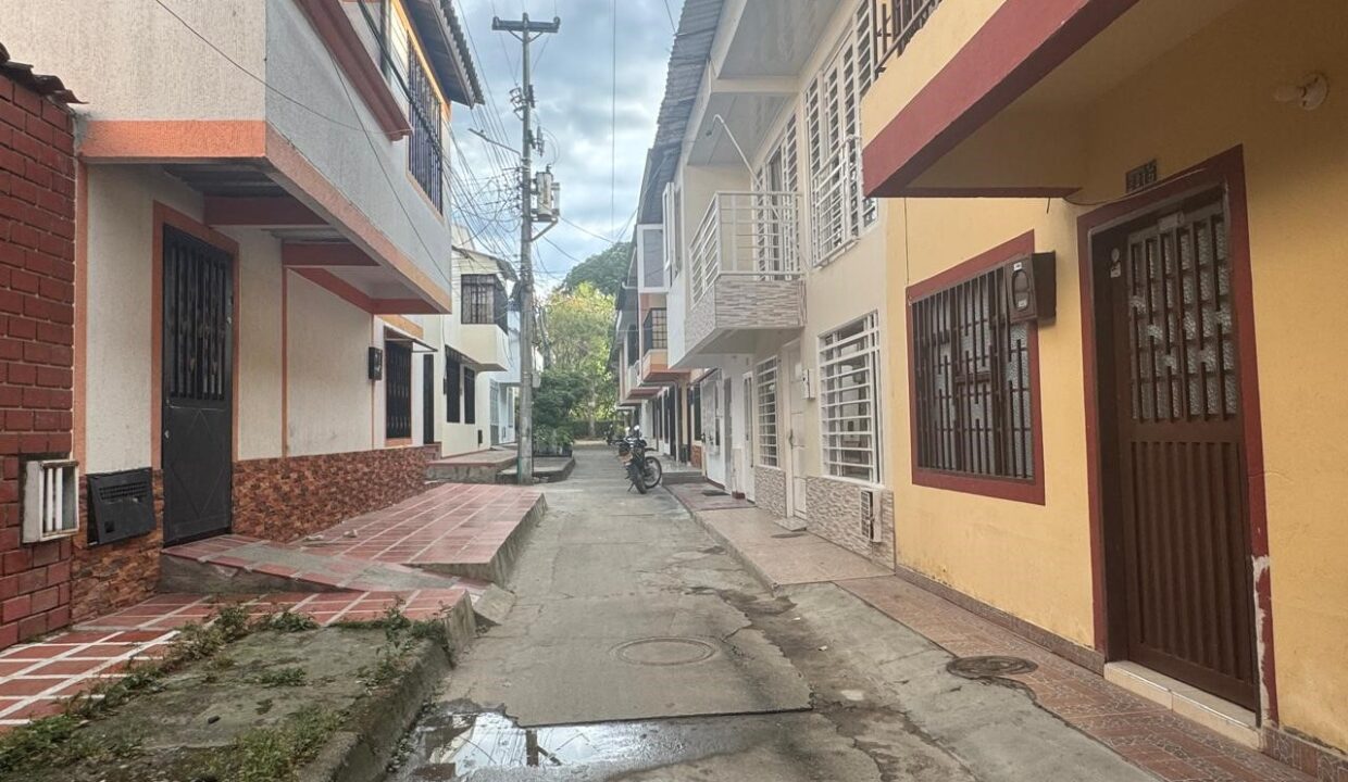 7d8d0b26-4022-4ad4-945a-70b943a10b48