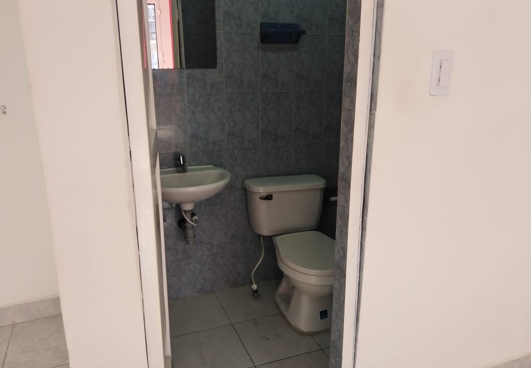 c8c4004e-e892-4834-9c4d-73fc49bc239a