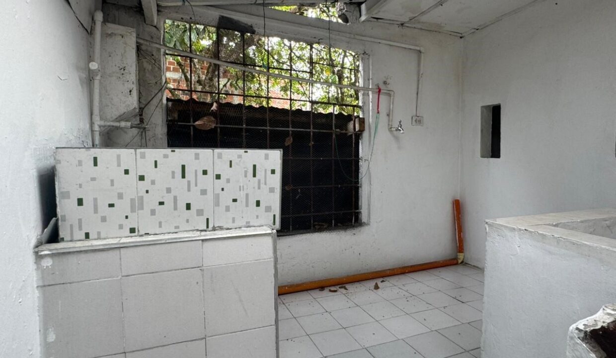 12445a3d-64a6-4639-a61c-e94abf2f7d04