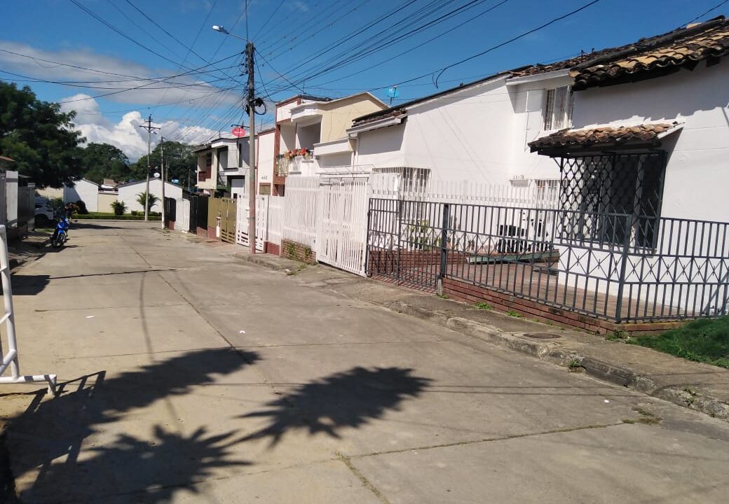 65d26352-f49a-4f85-afed-48283ad328f9