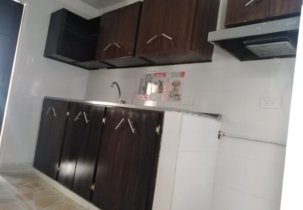 73591228-4e3e-4305-9a6b-06c640638cd6