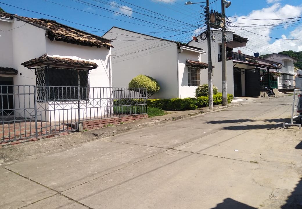 987314e3-71e5-49d4-a4cc-2541d0146761