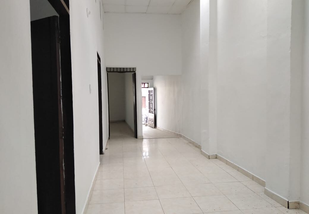 c8074470-b833-4438-bb78-511c8ed62f27