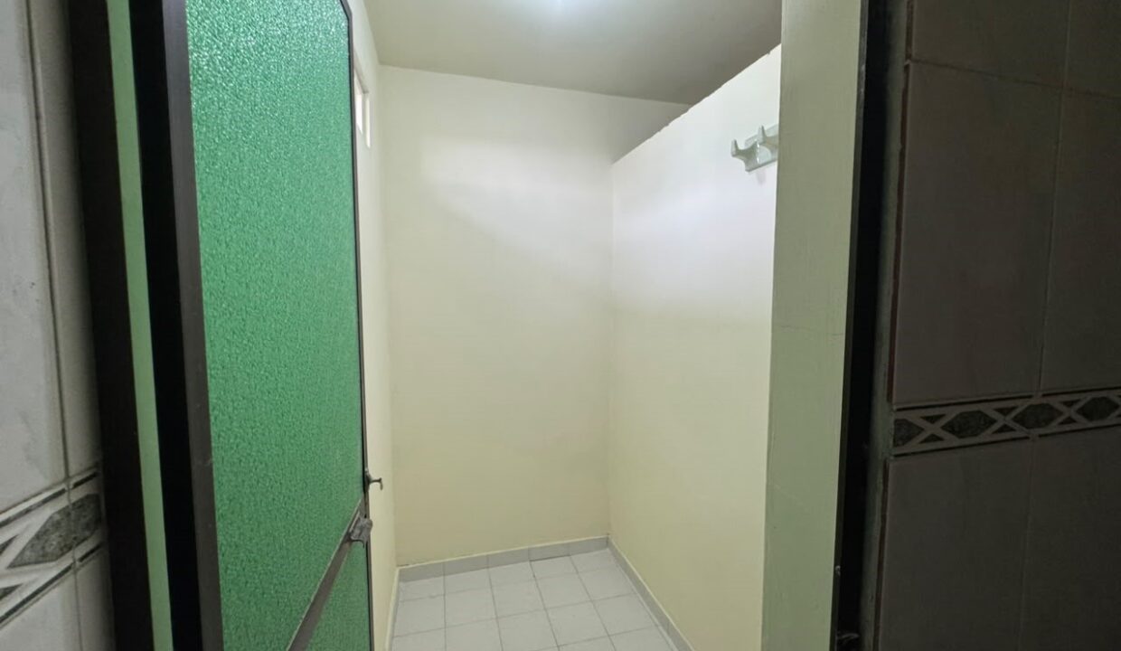 2d29a82b-ff45-448d-ad8b-419050e5f17a