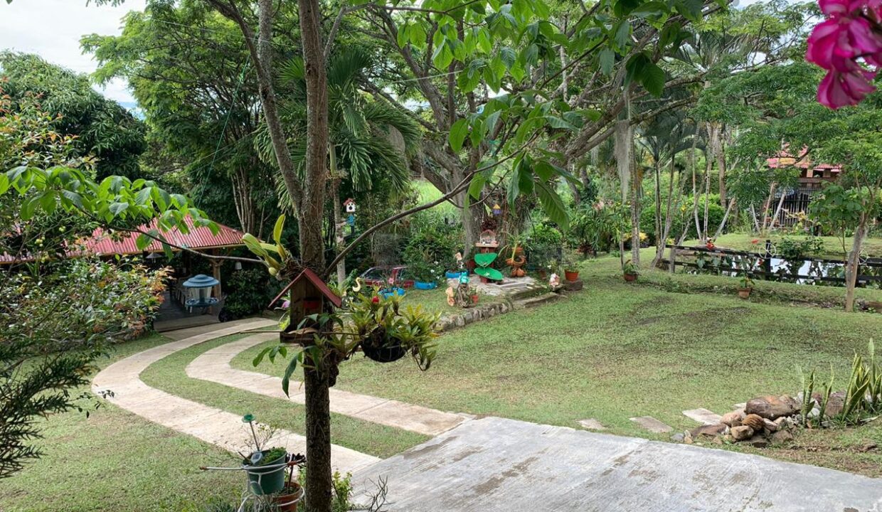 94a1763f-70cb-4291-970f-e051c0d39eb4