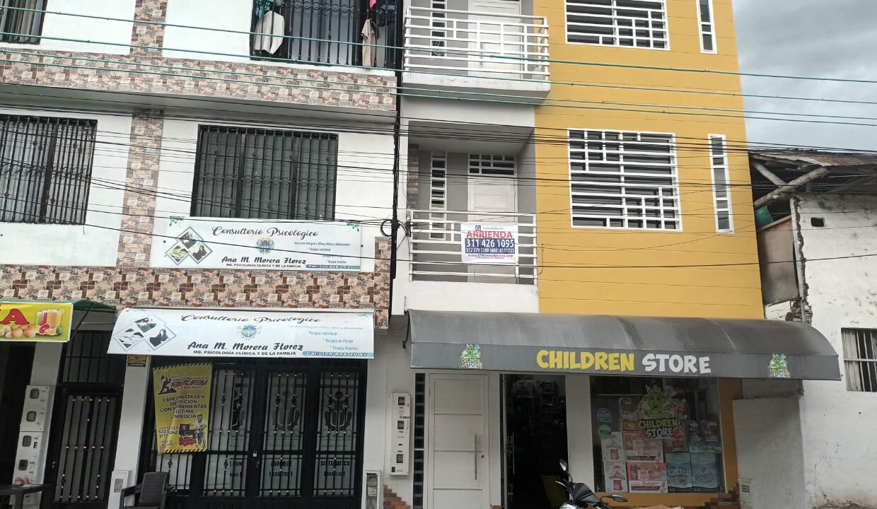 e785b110-b384-453e-83cd-7833bbbf3113