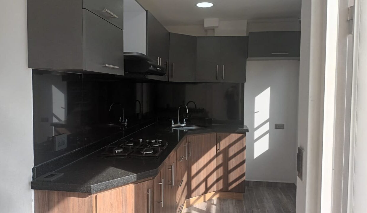 e8d4fddb-3ca5-48ae-814f-8742aa8ac531