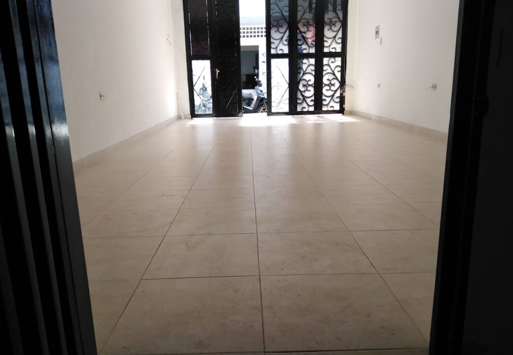 c0001dfc-467d-4280-8da9-8d117e394bb8