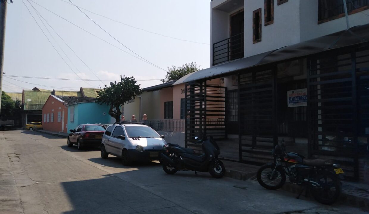 61accd12-a69d-4b93-838d-03b679366abc