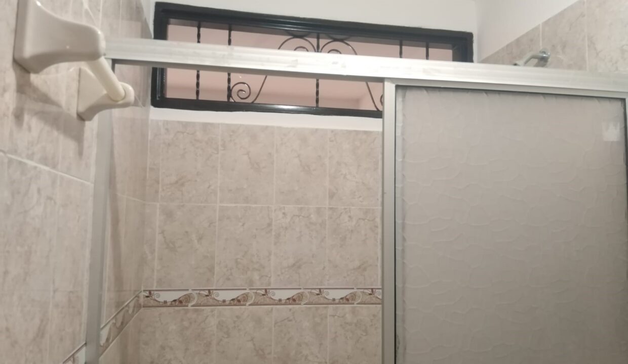 8bc70abf-5db6-4c32-b3b6-8a459496aab1