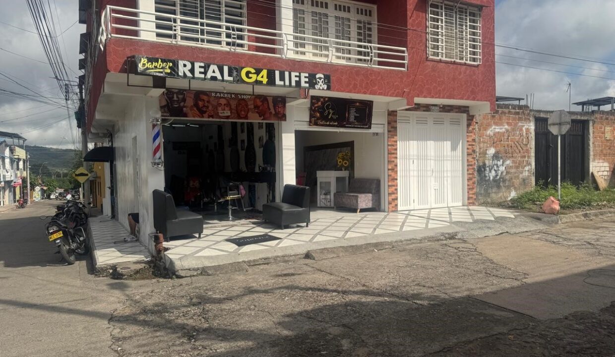 ed795561-2b79-4950-9035-38b0ab1b14a9