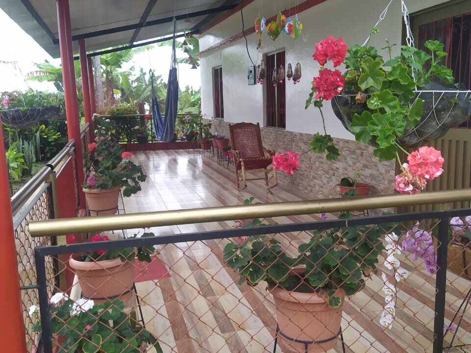 90f1c076-7477-4d43-a781-343340f08d9d