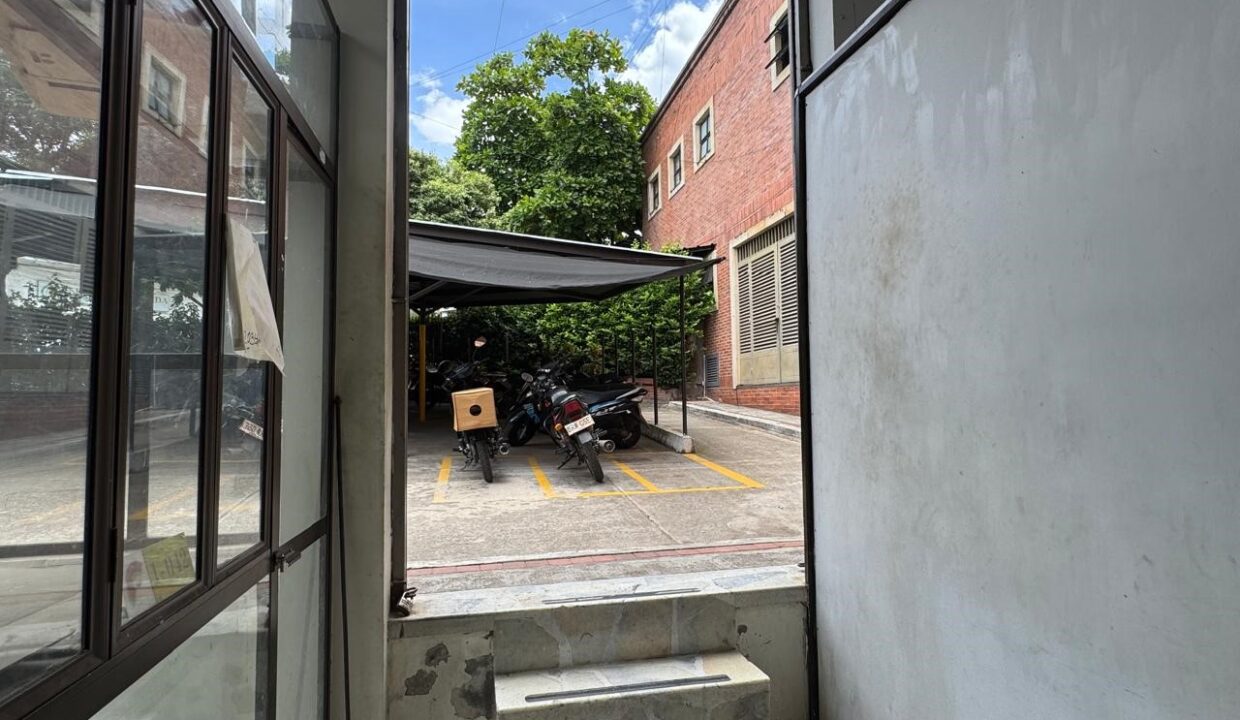 0825884e-97d4-4cc1-a7ac-dabc4a12376d