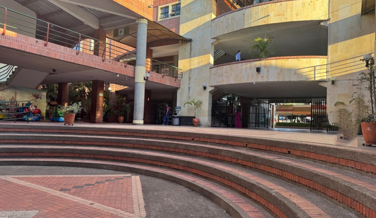 36bd44f4-5a1d-4d74-8203-21c94b7bc708