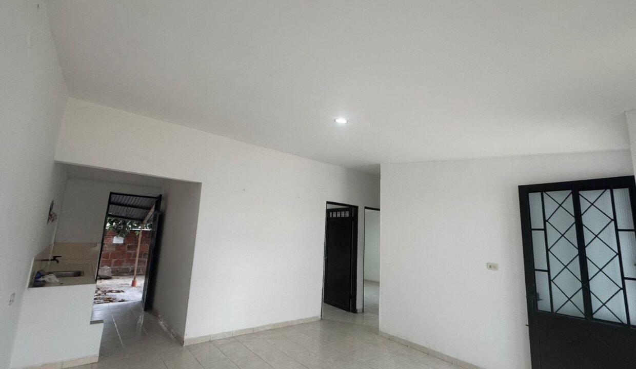 8f282797-8026-4a49-af95-f8dc16f80331