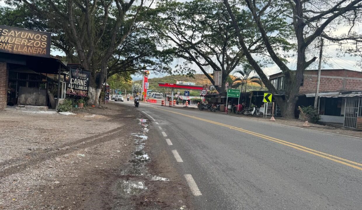 638f3c28-70a8-403a-acc6-de9a495afa50