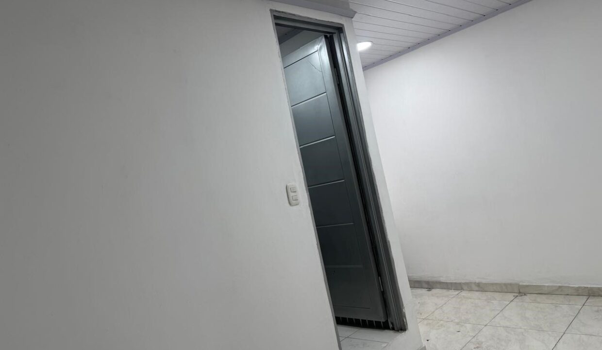 ca44d1d2-8c2d-449e-9749-a4ec1ef3e617