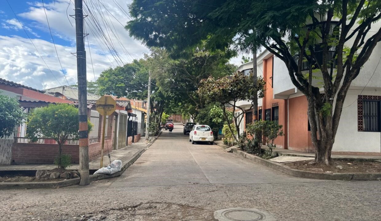 a82619ab-b106-4239-978e-ee943f1c744a